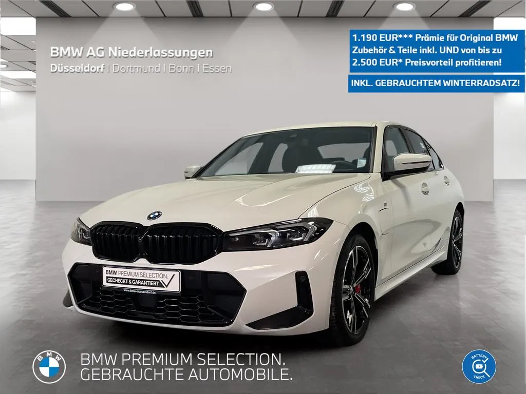 BMW 330