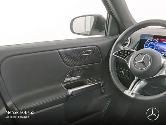 Mercedes-Benz EQB 250