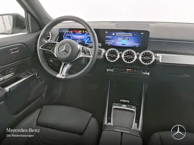 Mercedes-Benz EQB 250