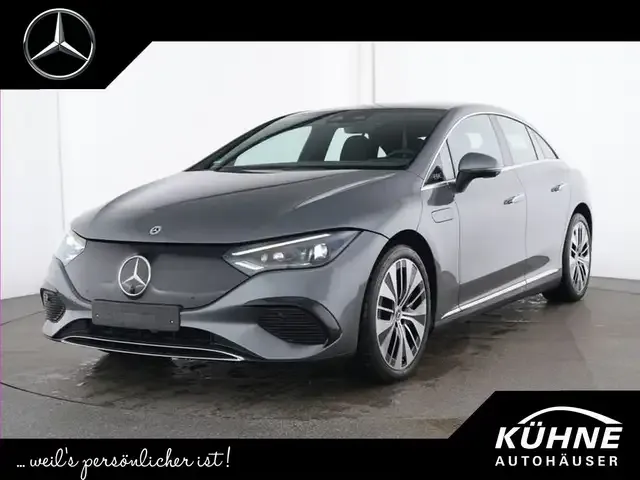 Mercedes-Benz EQE 300