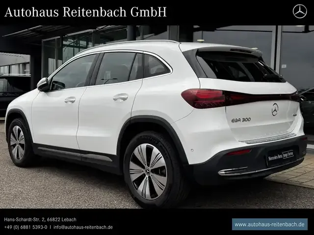 Mercedes-Benz EQA 300