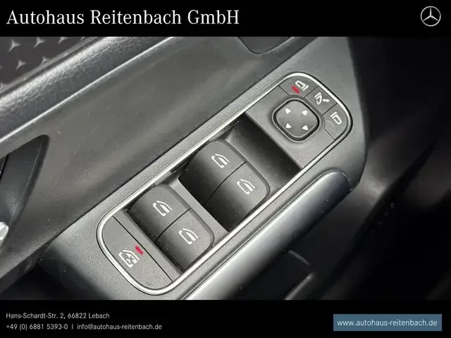 Mercedes-Benz EQA 300