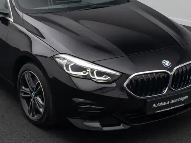 BMW 220