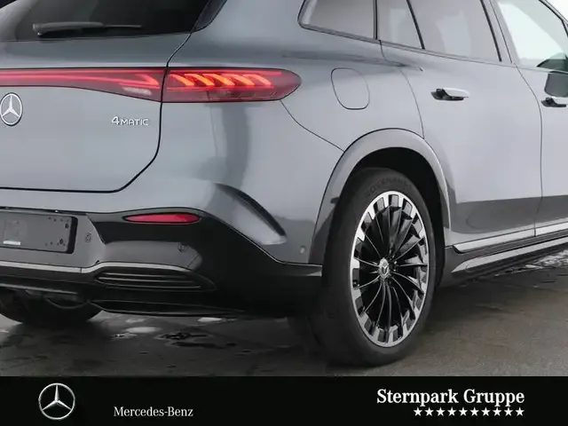 Mercedes-Benz EQS SUV