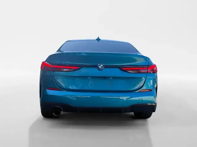 BMW 218