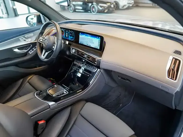 Mercedes-Benz EQC 400