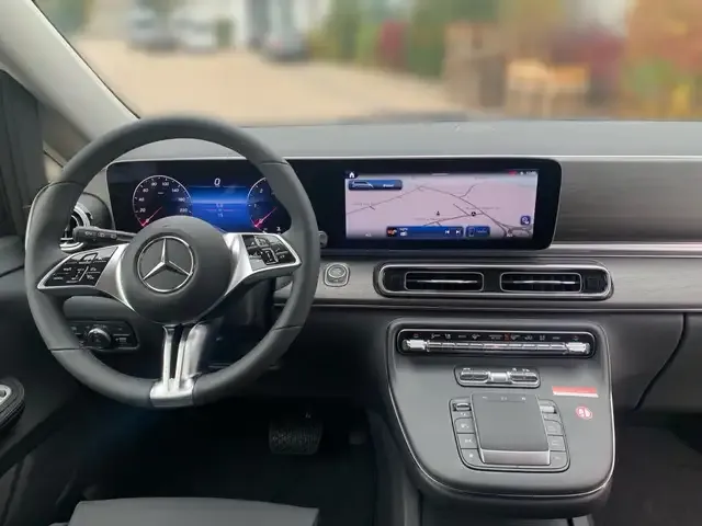 Mercedes-Benz V 250