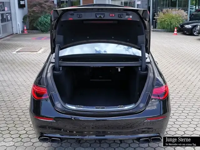 Mercedes-Benz S 400