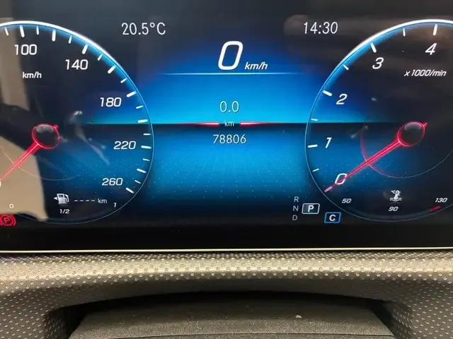 Mercedes-Benz CLA 200