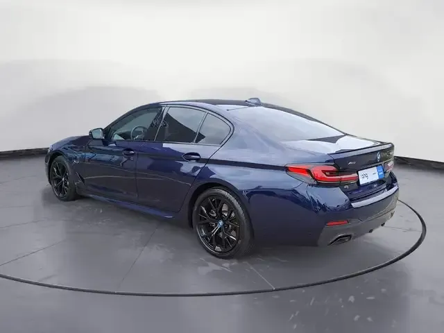 BMW 545