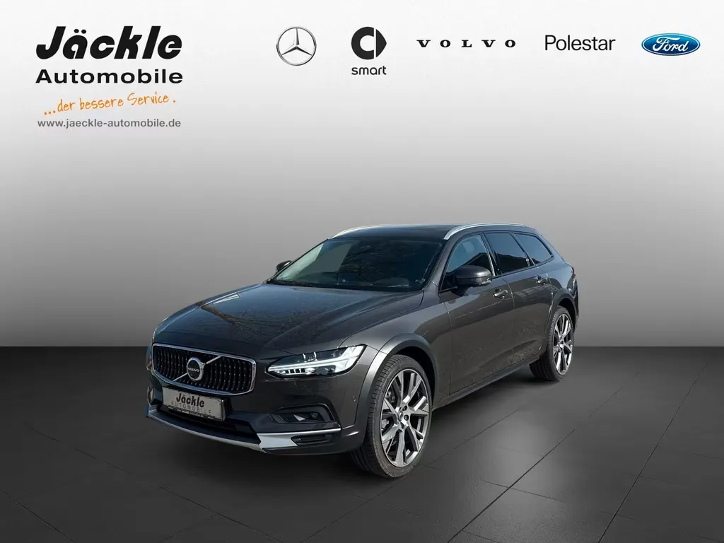 Volvo V90 Cross Country