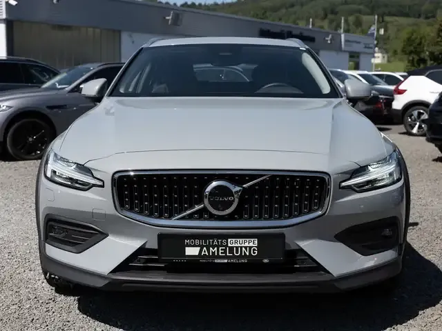 Volvo V60 Cross Country