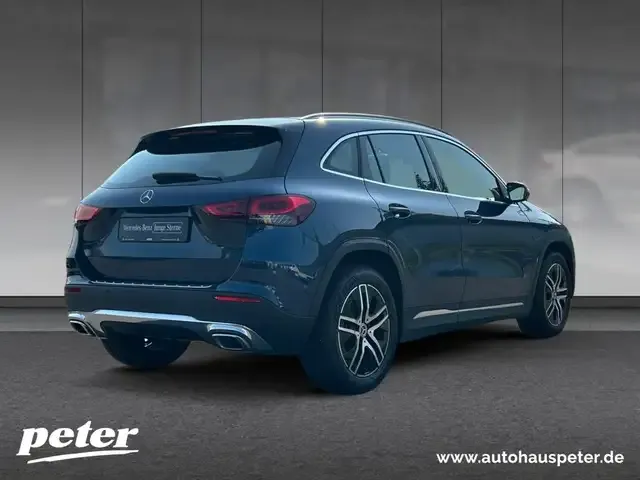 Mercedes-Benz GLA 250