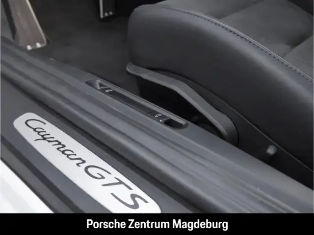 Porsche Cayman
