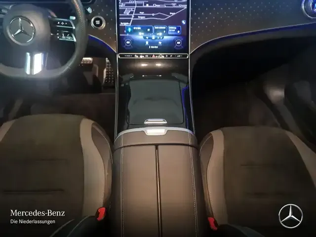Mercedes-Benz EQE 350