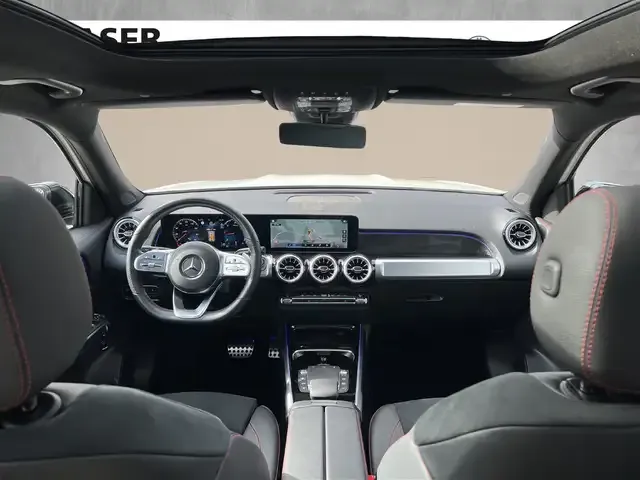 Mercedes-Benz GLB 220