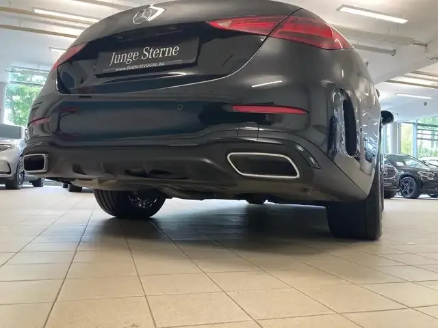 Mercedes-Benz C 220