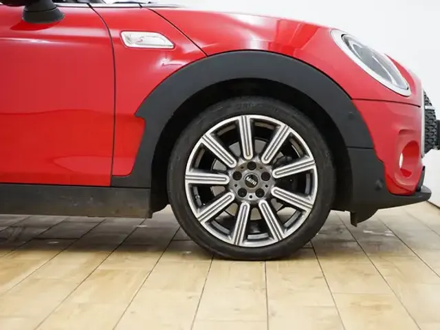 MINI Cooper S Clubman