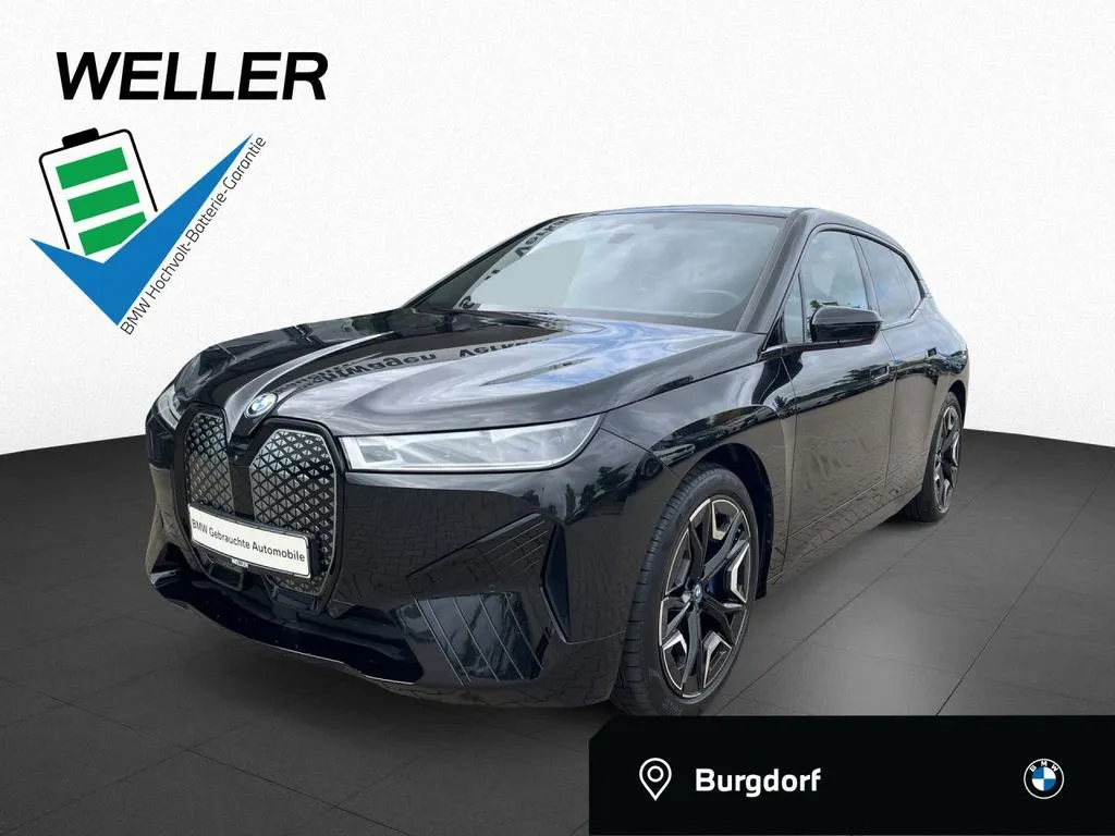 BMW iX