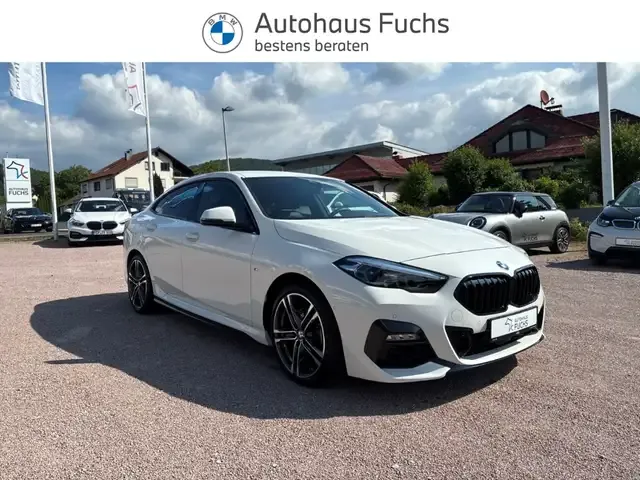 BMW 218