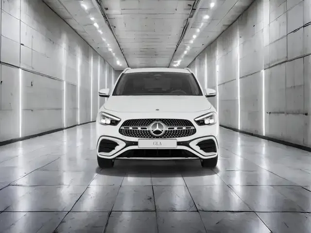 Mercedes-Benz GLA 220