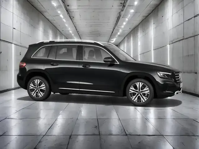 Mercedes-Benz GLB 220