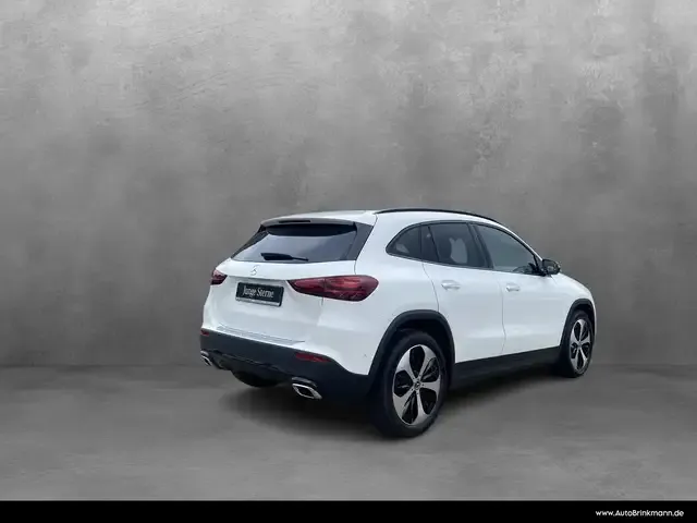 Mercedes-Benz GLA 200