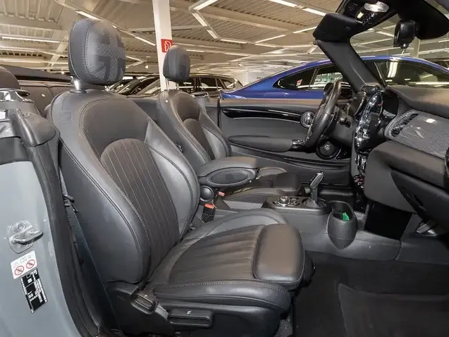 MINI John Cooper Works Cabrio