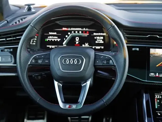 Audi SQ8