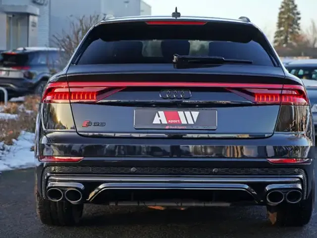 Audi SQ8