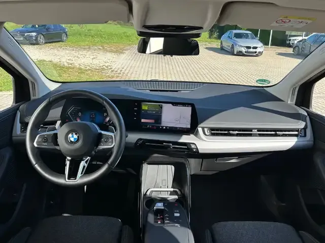 BMW 220