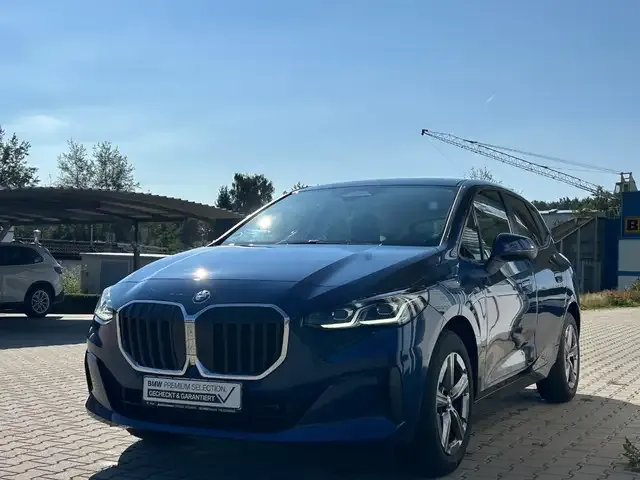 BMW 220