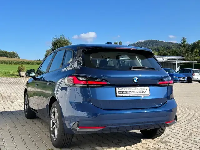 BMW 220