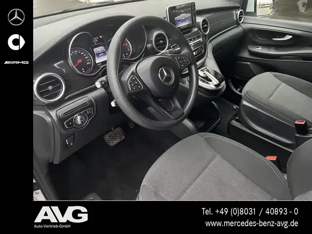 Mercedes-Benz V 250