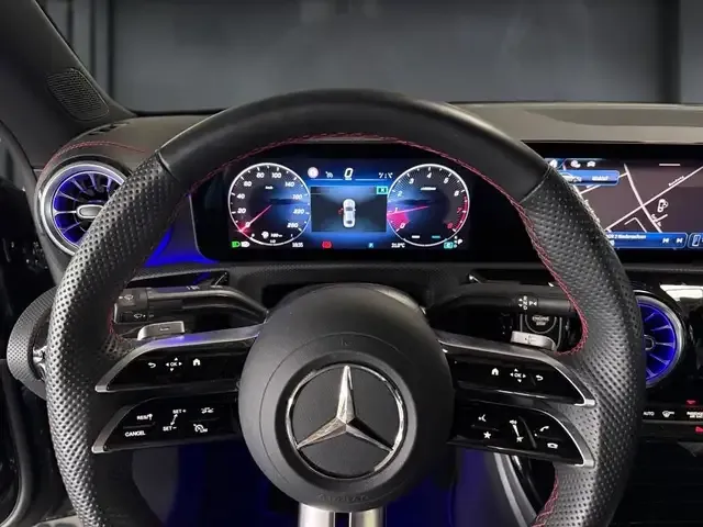 Mercedes-Benz CLA 180