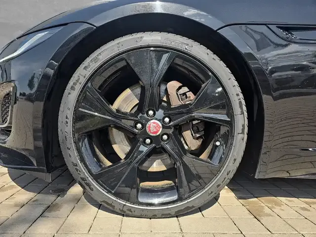 Jaguar F-Type