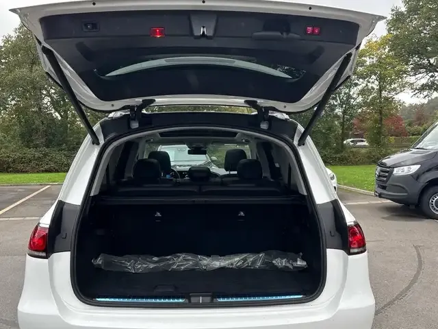 Mercedes-Benz GLS 400