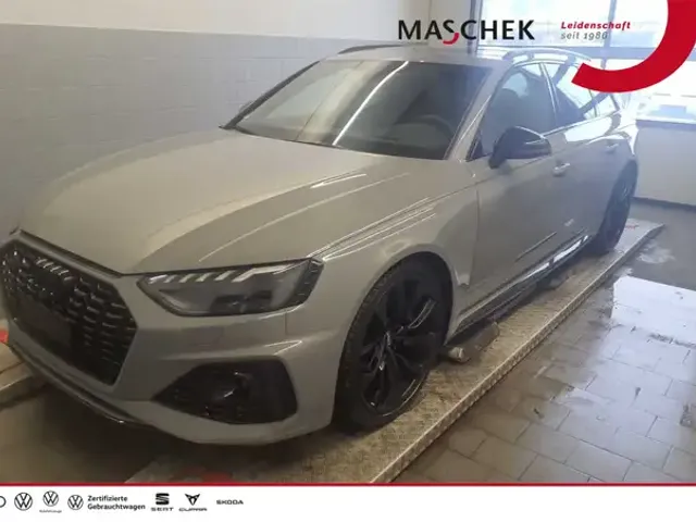 Audi RS4