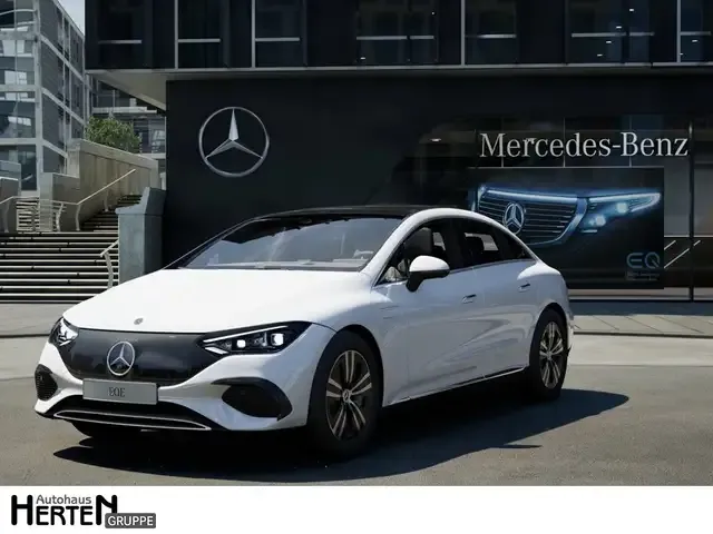 Mercedes-Benz EQE 300