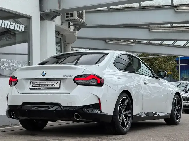 BMW 220
