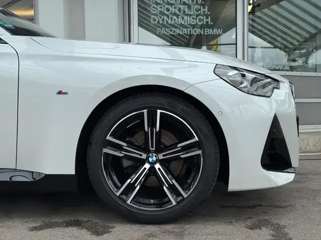 BMW 220