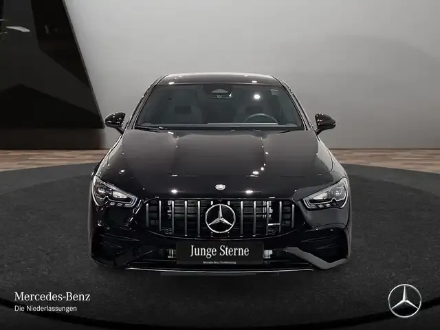 Mercedes-Benz CLA 35 AMG