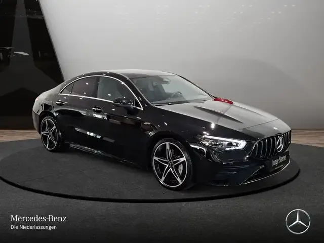 Mercedes-Benz CLA 35 AMG