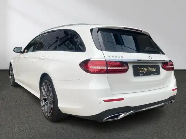 Mercedes-Benz E 220