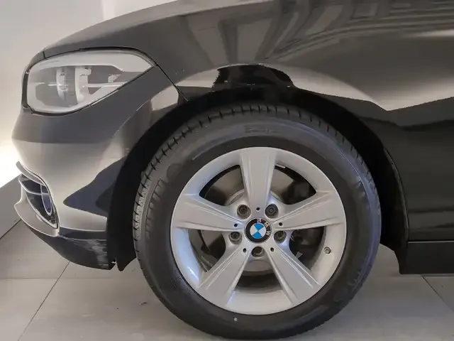 BMW 120