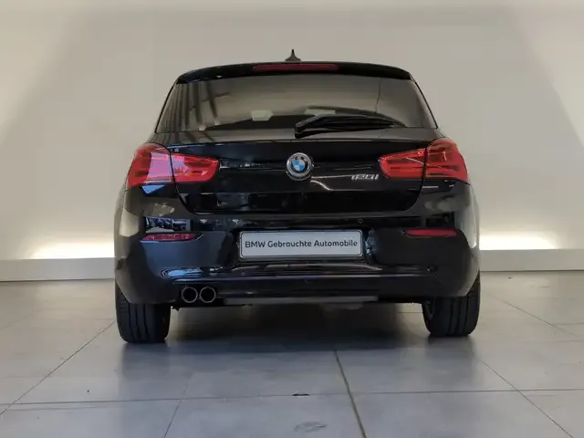 BMW 120