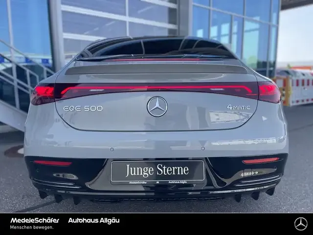 Mercedes-Benz EQE 500