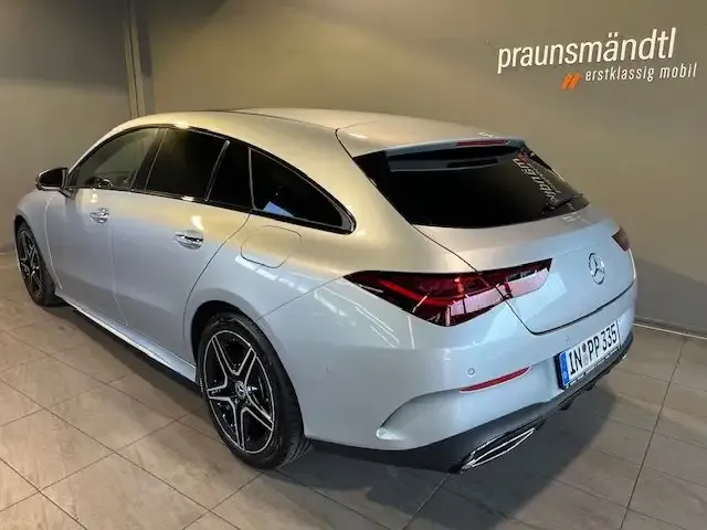 Mercedes-Benz CLA 180