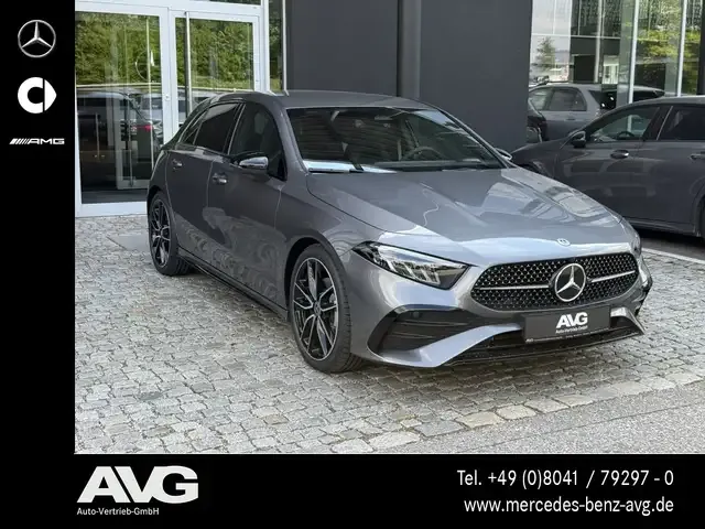 Mercedes-Benz A 200