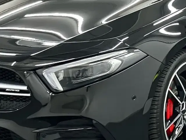 Mercedes-Benz A 35 AMG